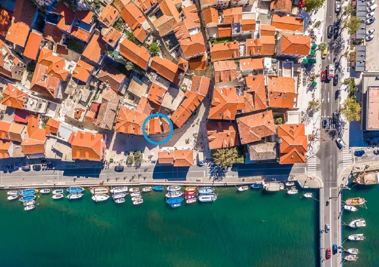 Central Alley Omis Exterior photo